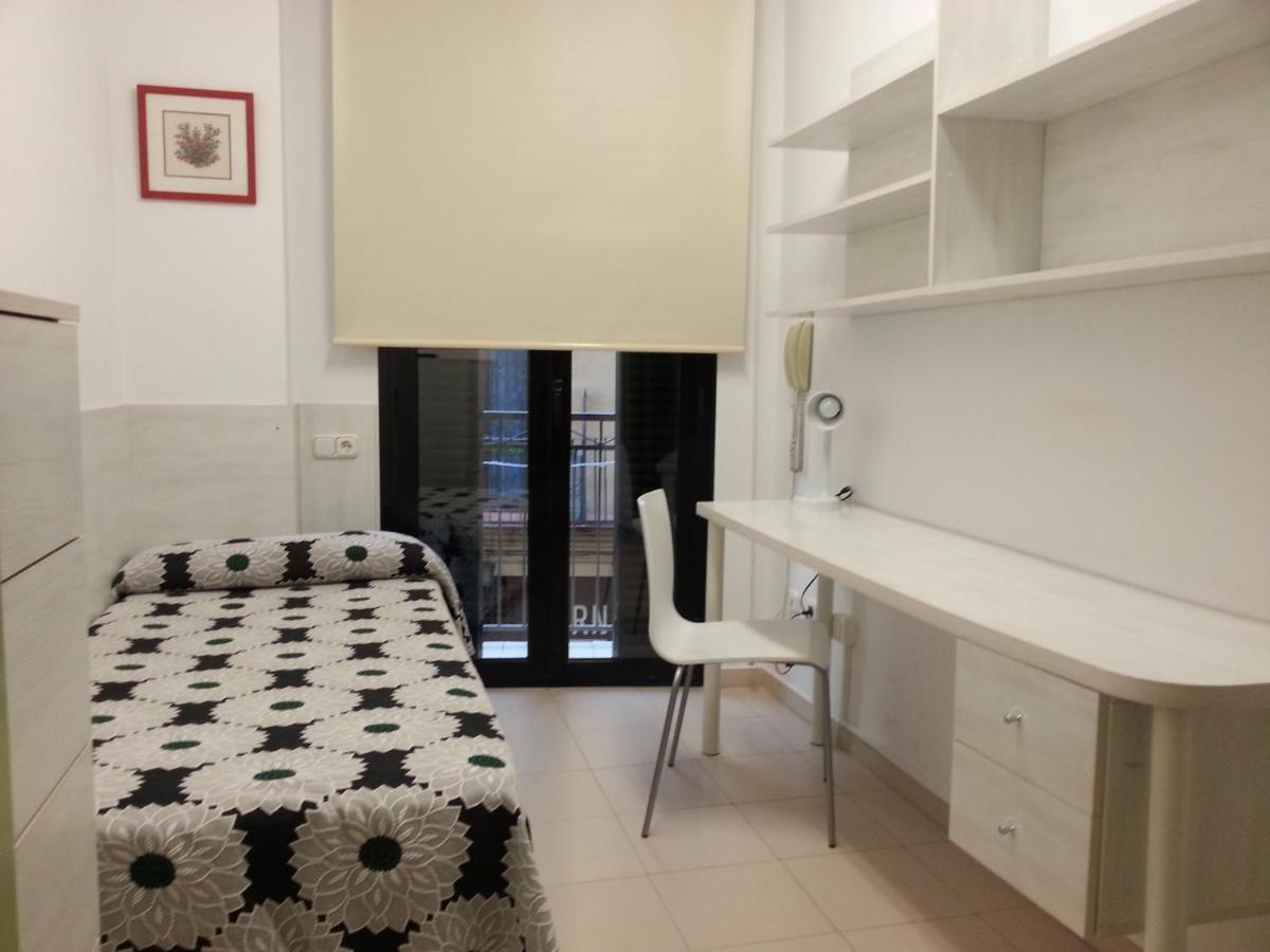 Residencia Universitaria Tagaste Barcelona Cameră foto